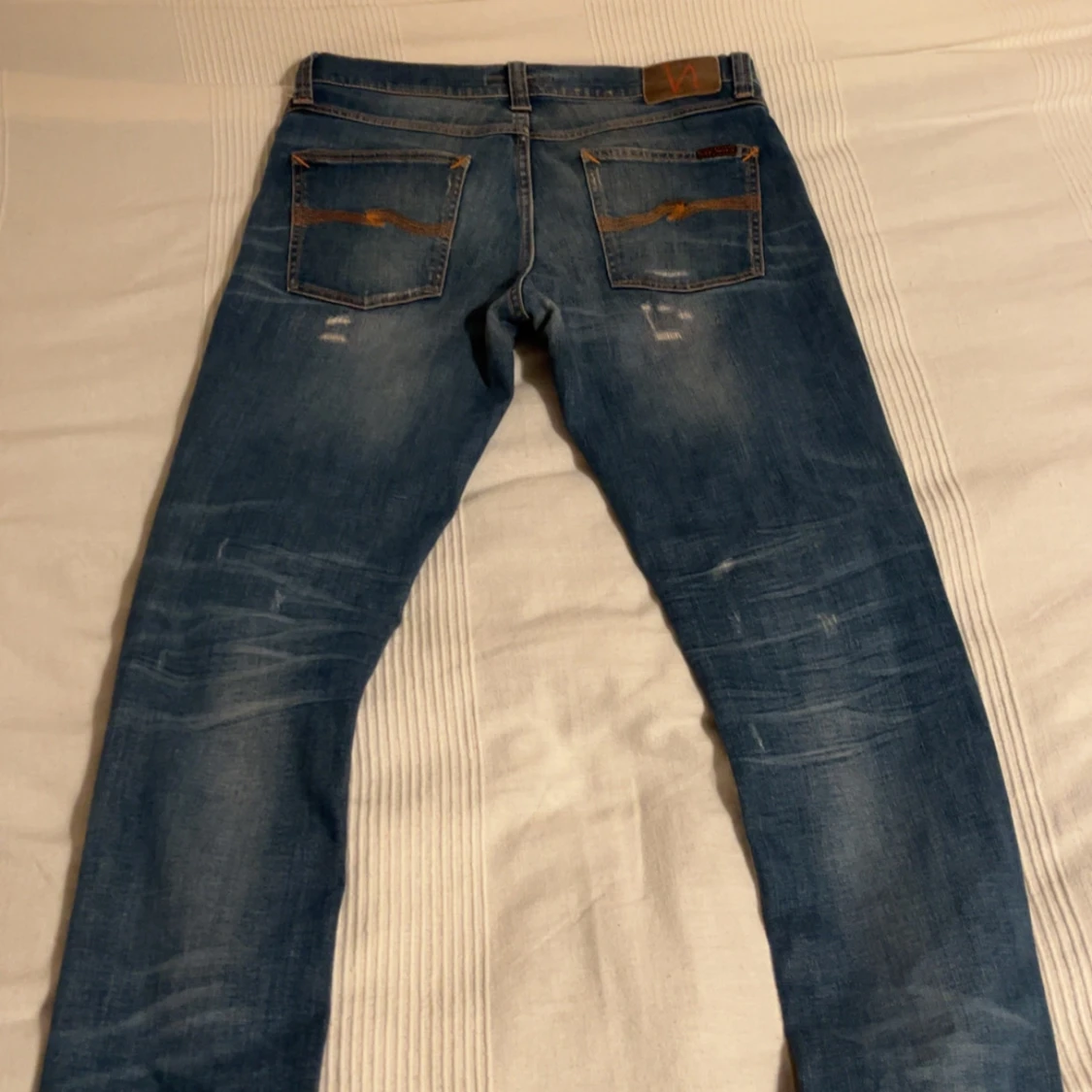 Nudie Jeans med slitningar - 1