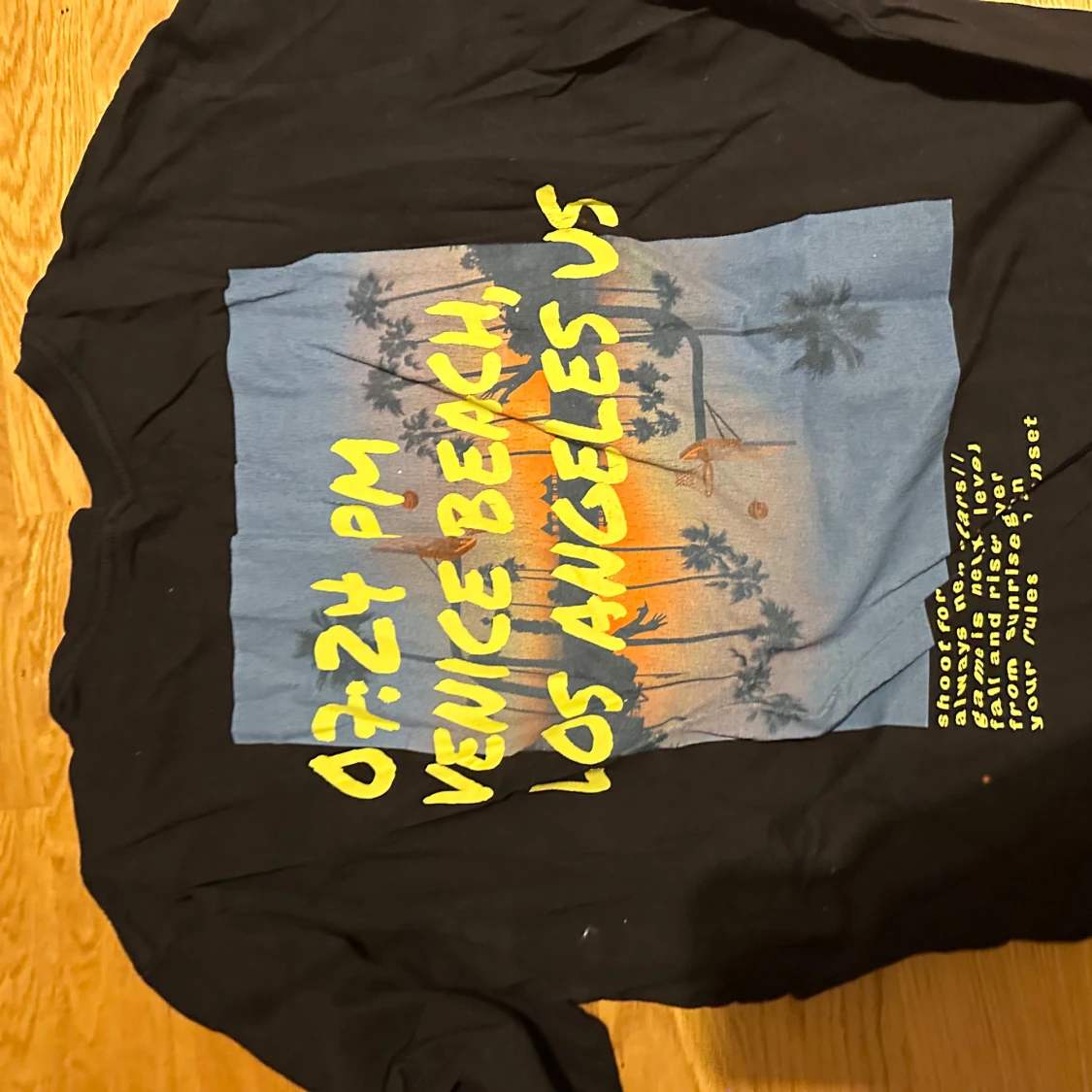 Svart t-shirt med Venice Beach-tryck