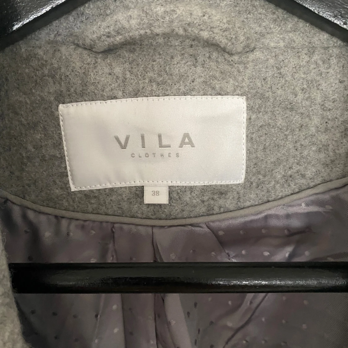 Grå kappa från Vila - 3