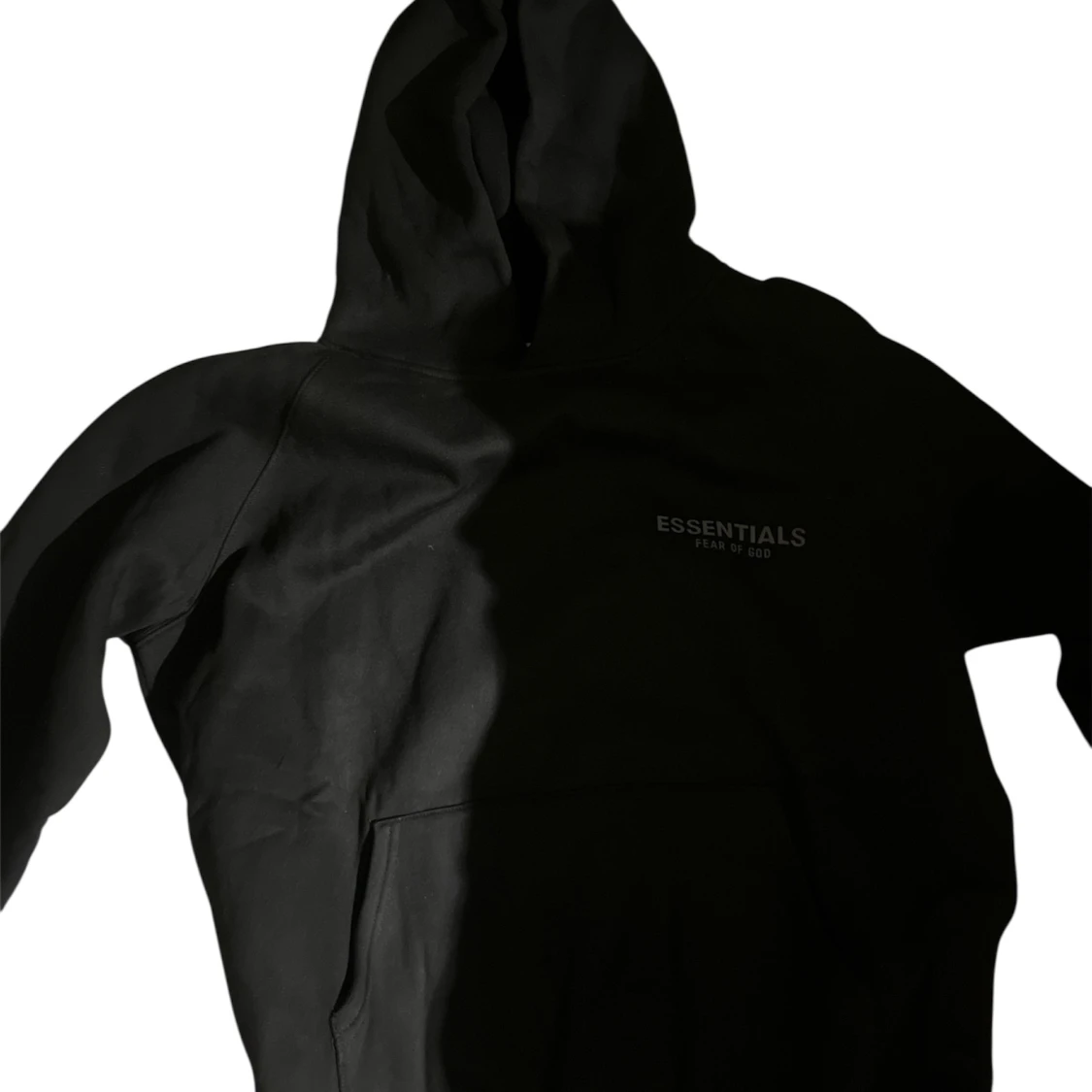 Svart Essentials Fear of God hoodie