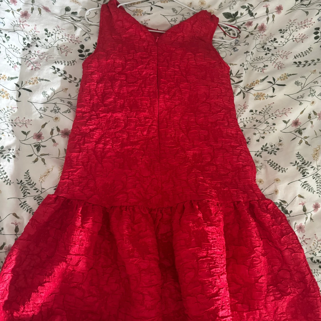 Röd klänning från Gina Tricot