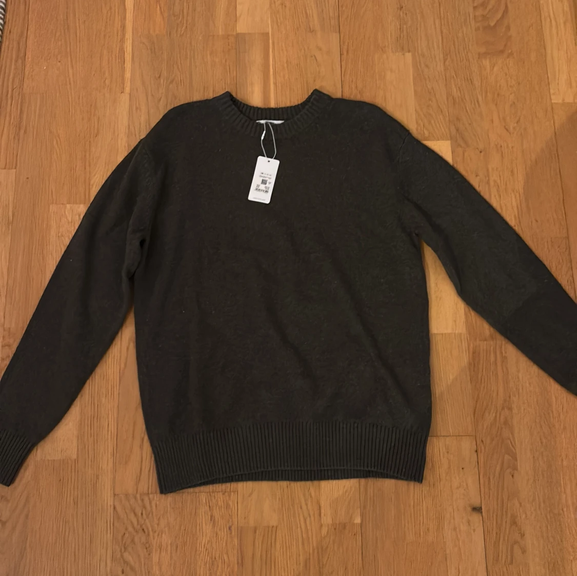 Varm ull stickad tröja för vintern.  - 4