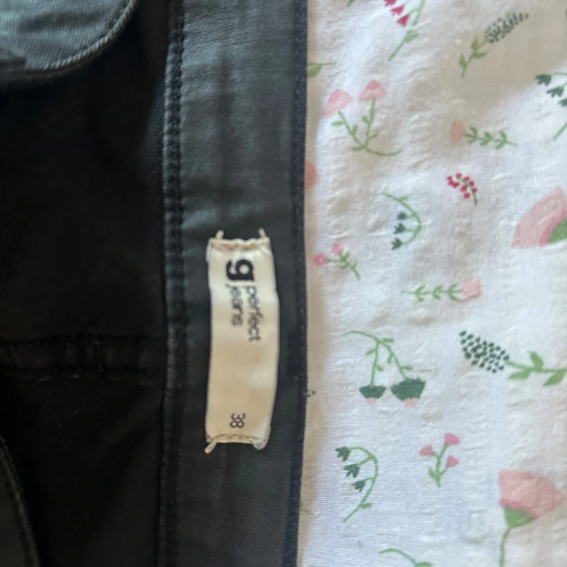 Svarta shorts med dragkedjor från g perfect jeans - 1