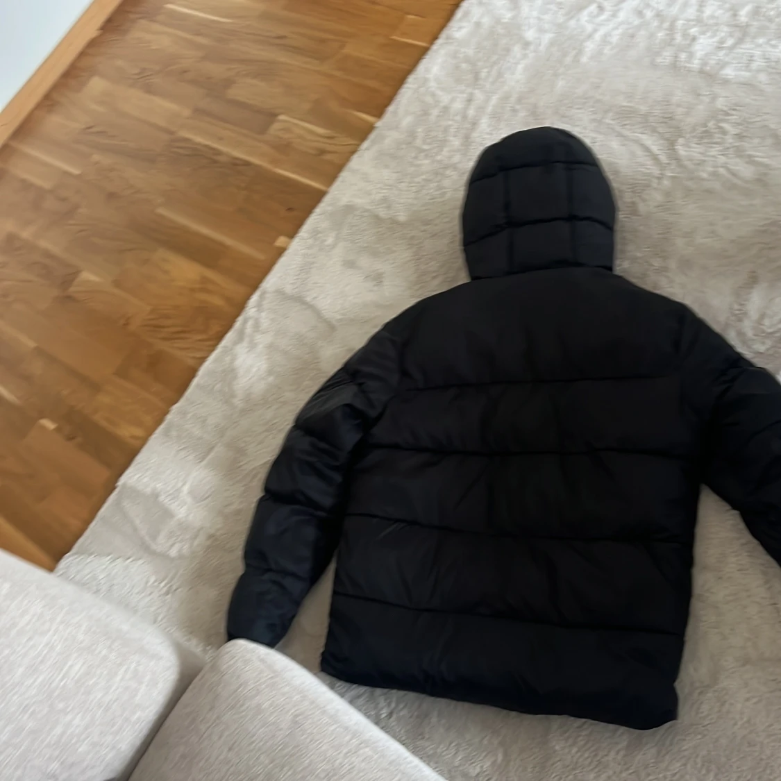 Svart pufferjacka från Jack & Jones - 4