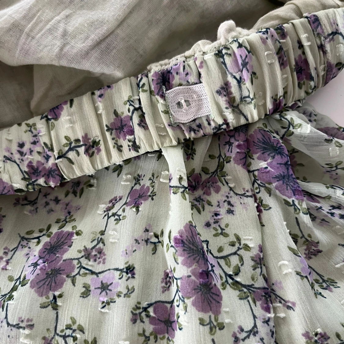 Blommig kortkjol från Creamie - 3