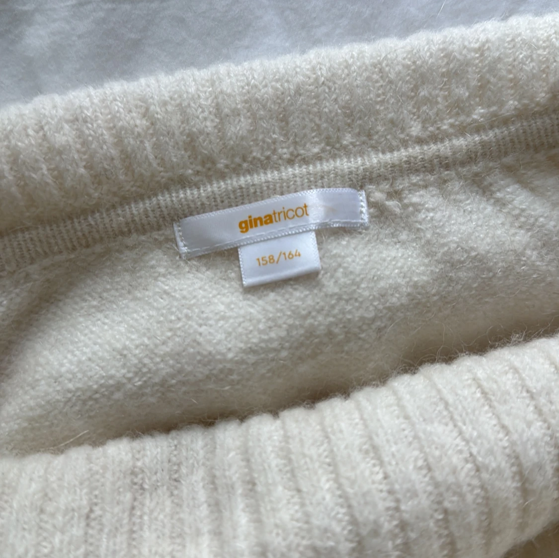 Offshoulder stickad tröja Gina Tricot - 2