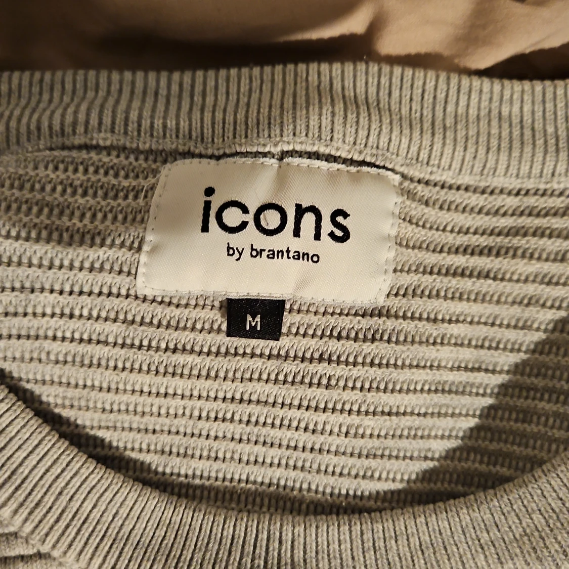 Grå ribbad tröja från Icons M - 2