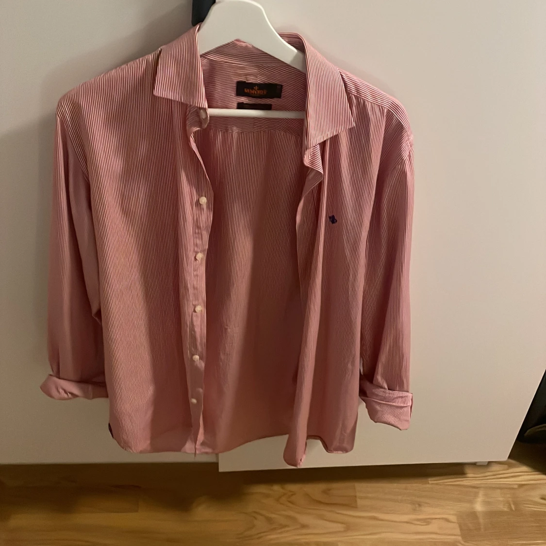 Randig skjorta från Morris, röd/vit