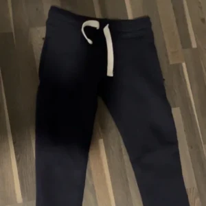 Russemerch  - Aldrig använda glömde lämna tillbaks inte ens tvättade från förpackning orörda storlek xxs mörkblå 