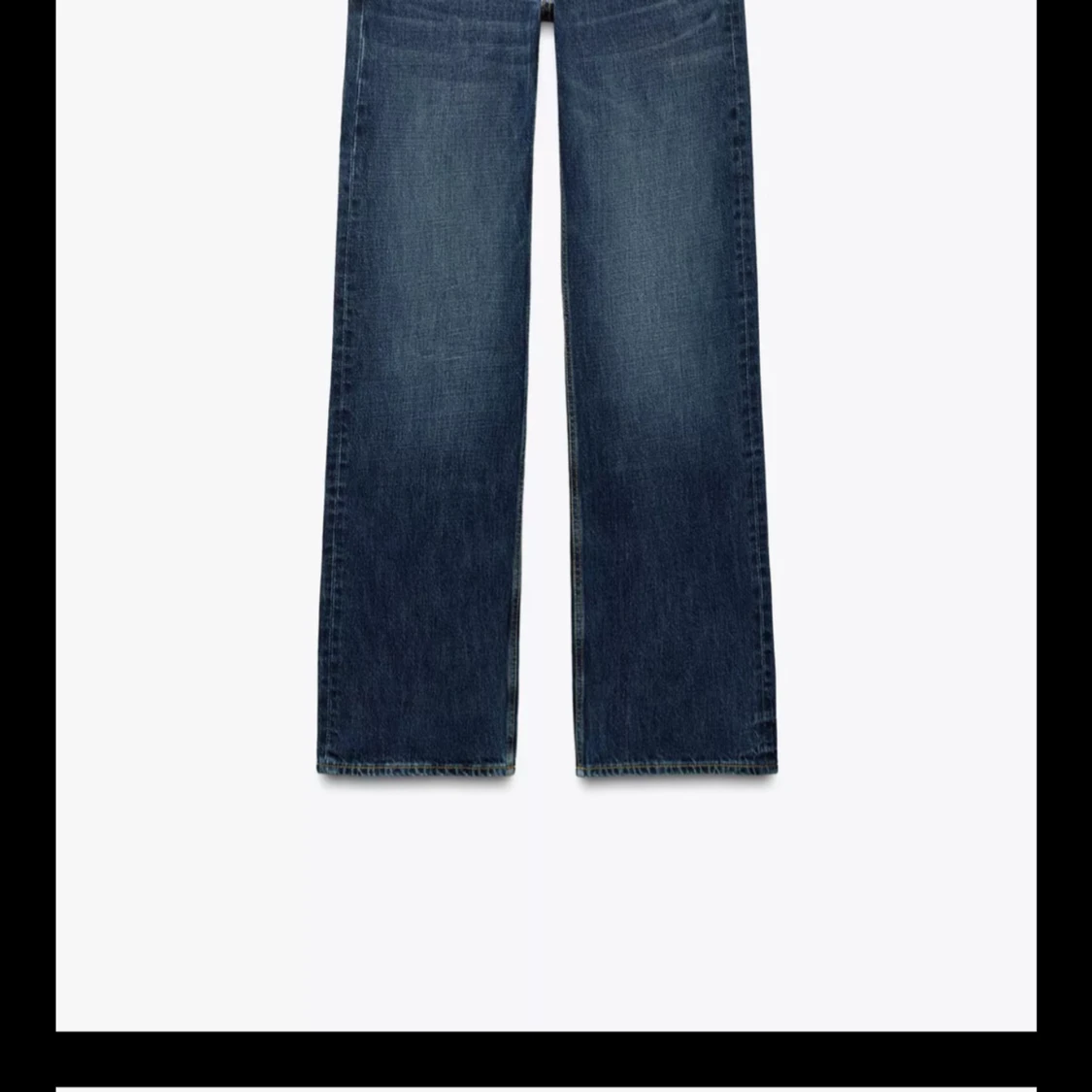 Mörkblå bootcut jeans med låg midja