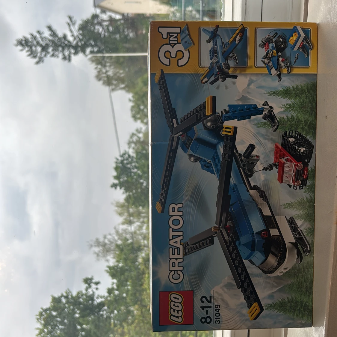 LEGO Creator 31049 & LEGO City 60192 - 1