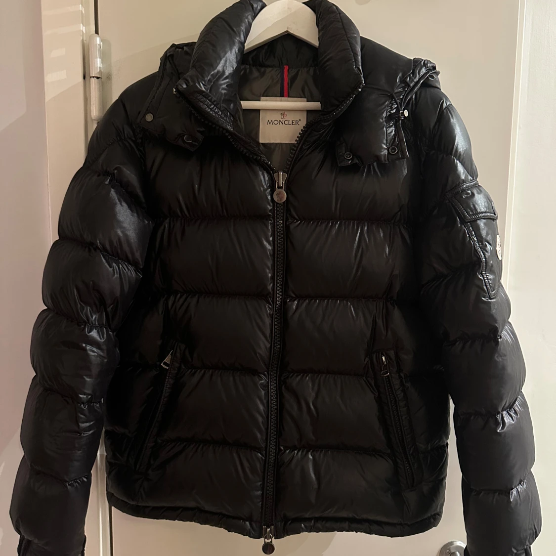 Svart Moncler Maya jacka - 1