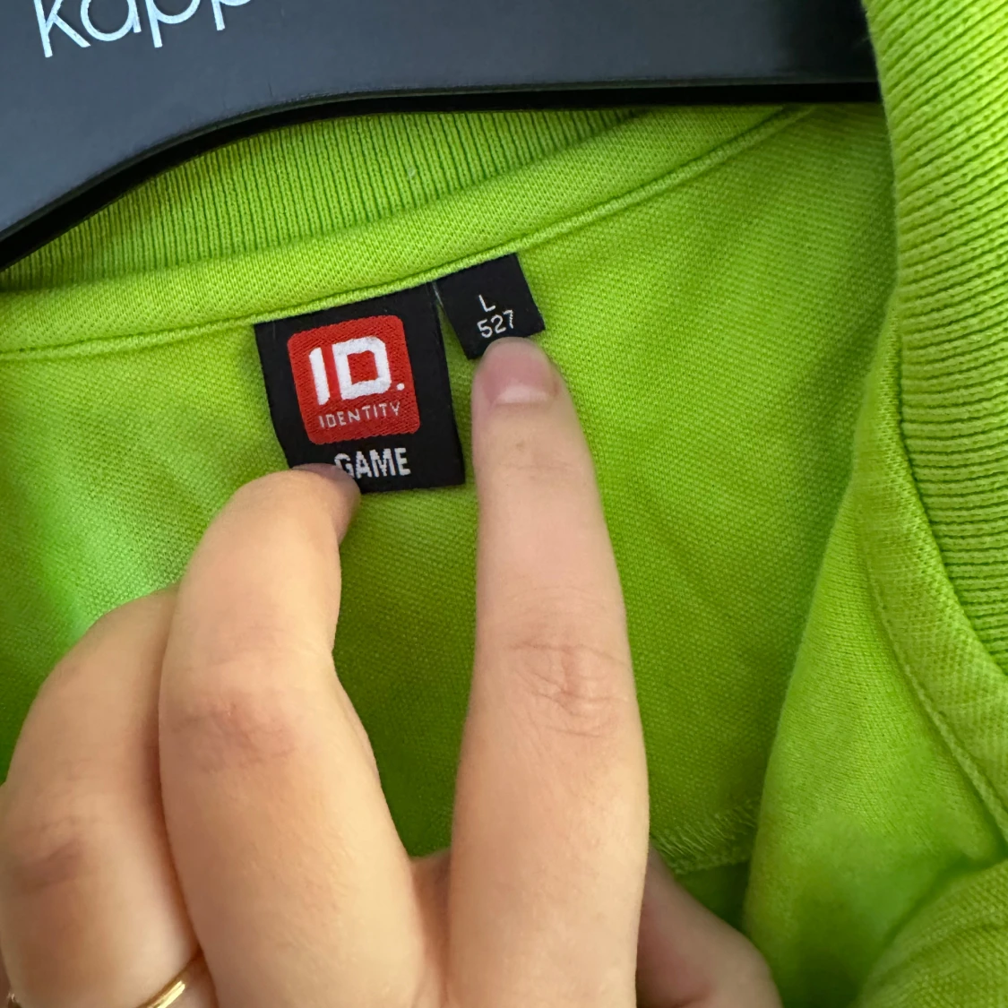 Limegrön pikétröja från ID game - 2