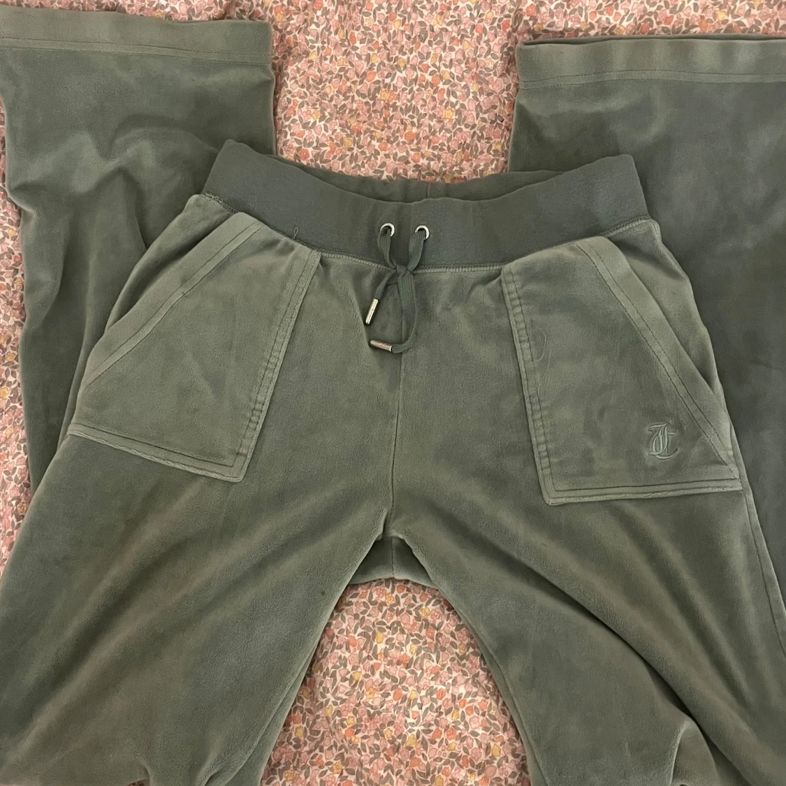 Ljus gröna juicy byxor - 2