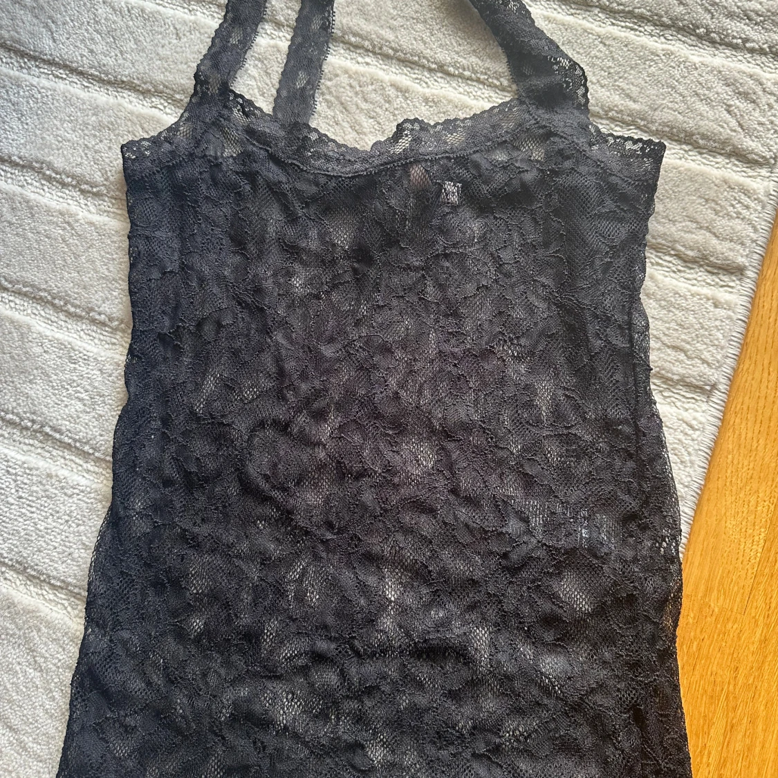 Svart spetslinne från Nelly XS - 1