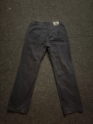 Ysl jeans  - Säljer dessa ysl jeans i storlek 32/32. Jeansen säljs ej längre. Skriv vid fler frågor och funderingar!