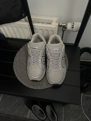 Cd - knappt använda. Säljes för de är försmå.