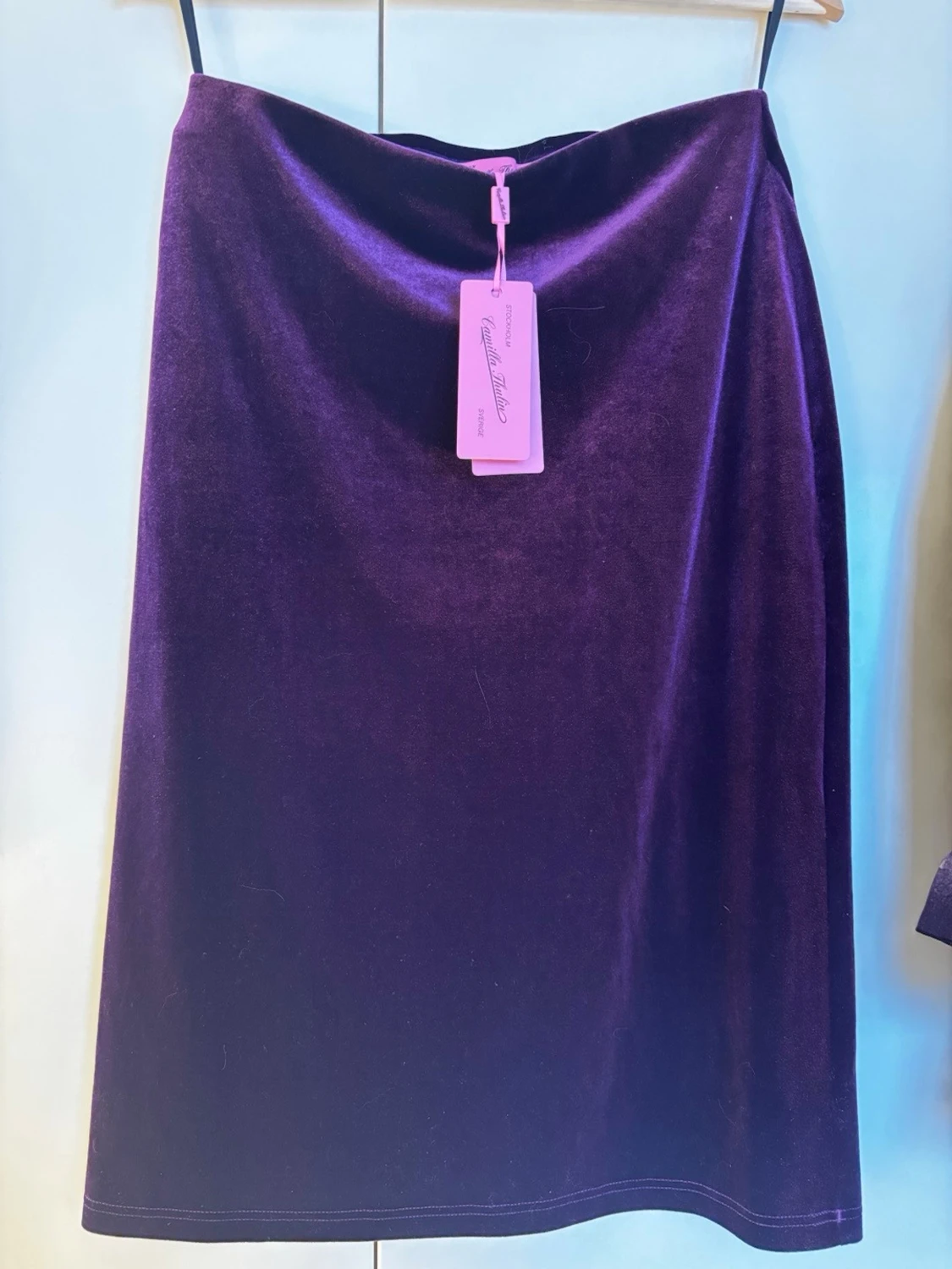 Nya oanvända lila sammetstop och kjol från Camilla Thulin storlek 38 - 2
