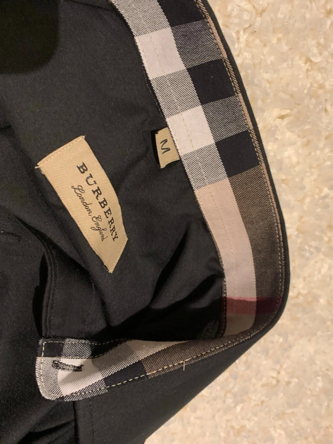 Svart Burberry skjorta med rutiga detaljer - 2