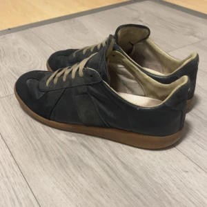 Maison margiella gats blåa - Använt skick. Inga hål