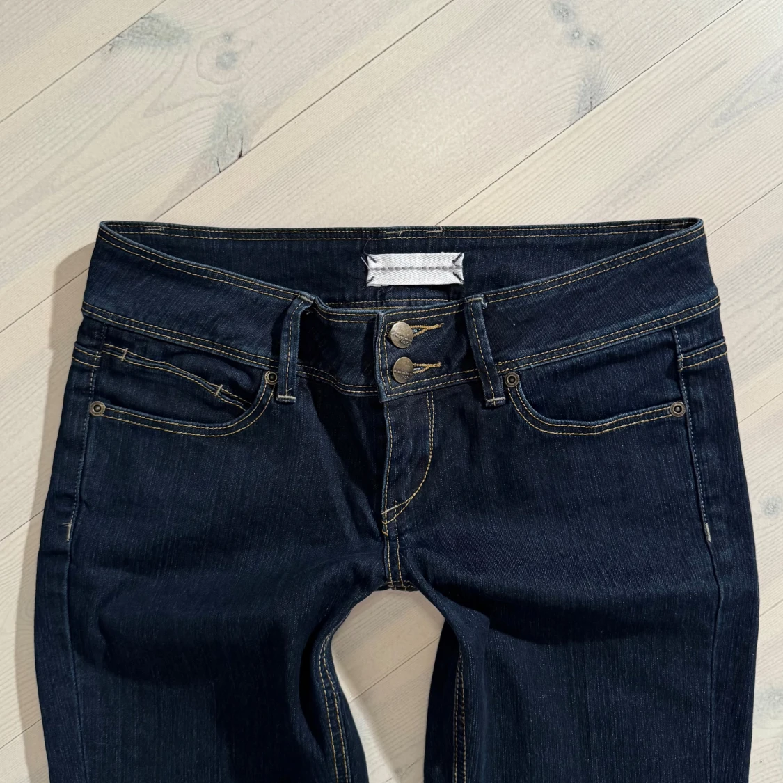Lowrise bootcut jeans  - 3