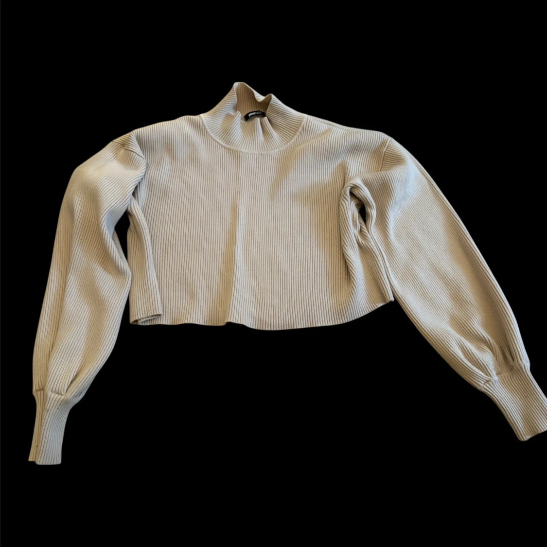 Beige croppad polotröja Gina Tricot