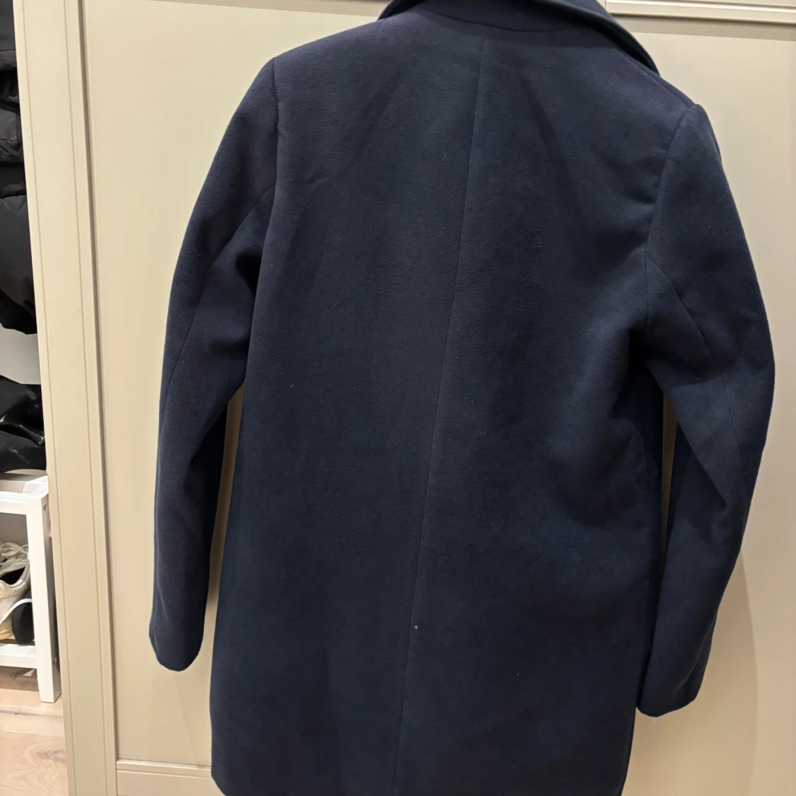 Mörkblå skepparkavaj från Rut&Circle - 1