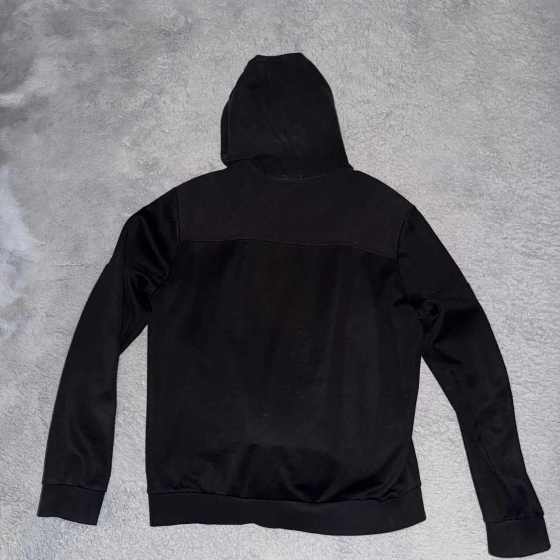  Hugo Boss kofta  - 1