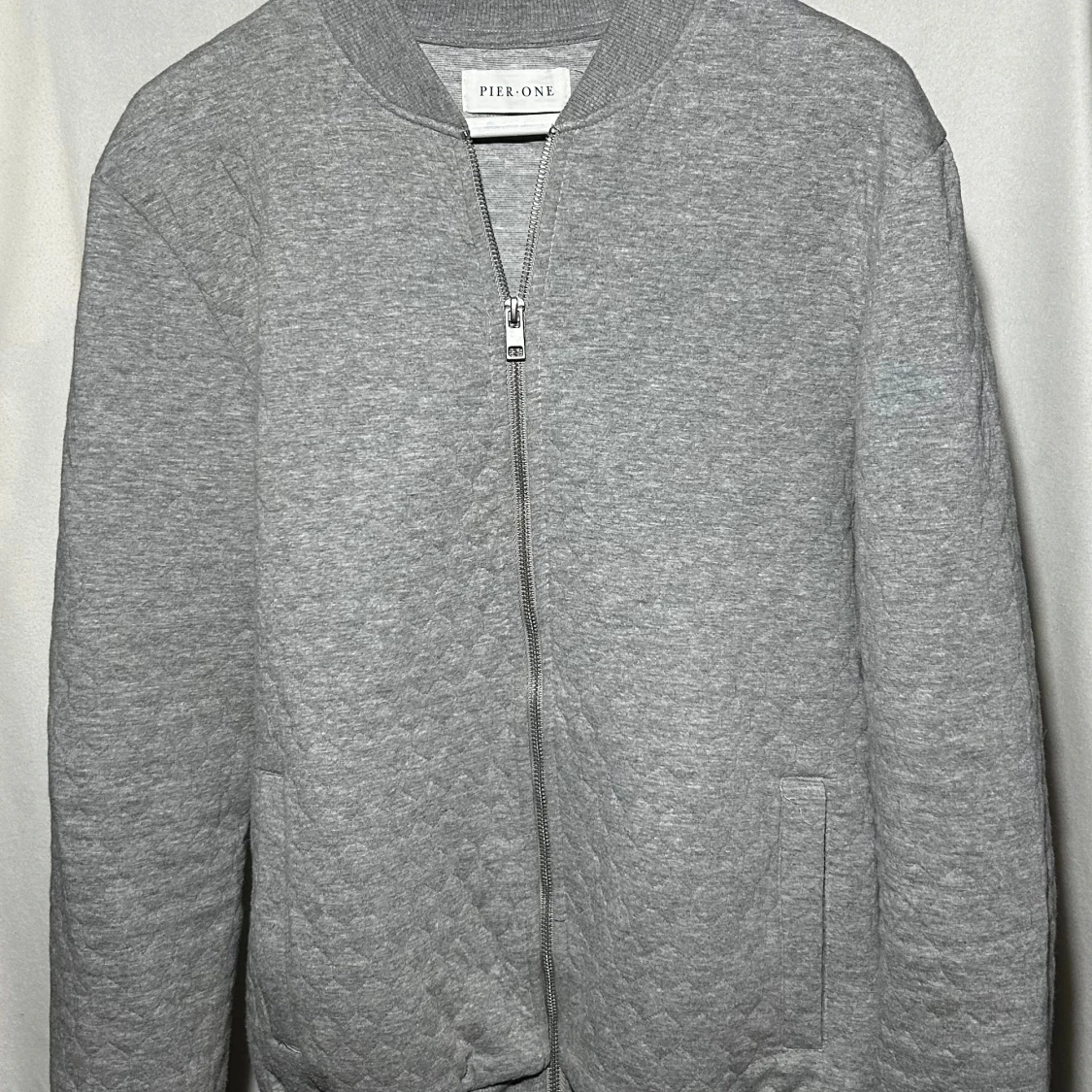 Grå kofta från Pier One