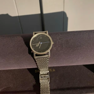 Mercedes klocka  - Mercedes klocka clk bra skick 