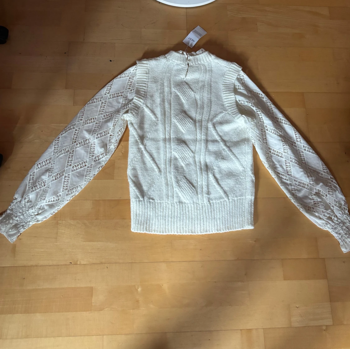 Helt ny tröja från Next - 4