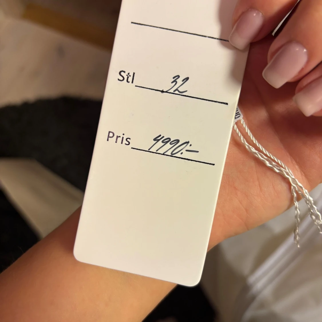 Gul balklänning från Dressroom Linne strl 32 - 4