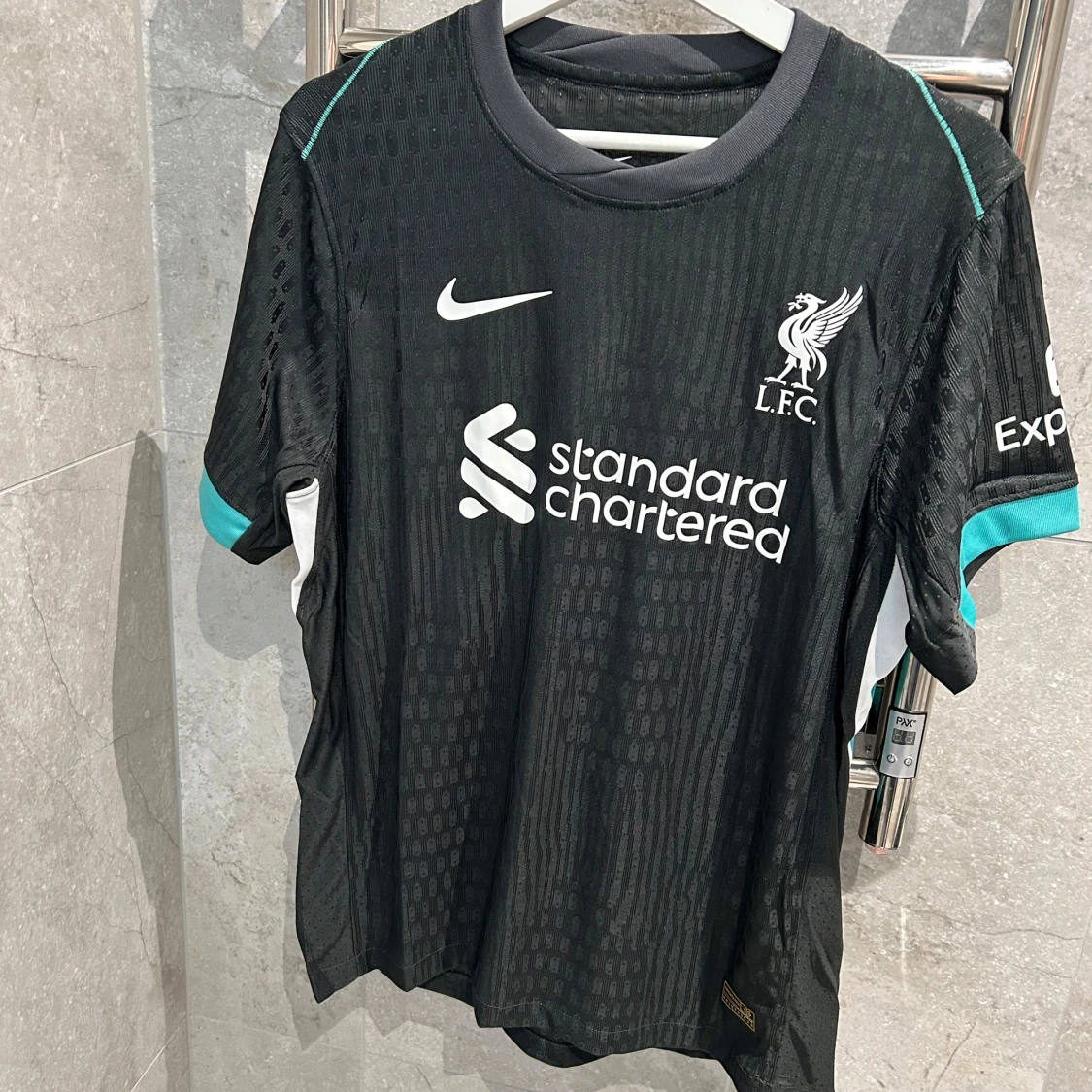 Liverpool 24/25 kit