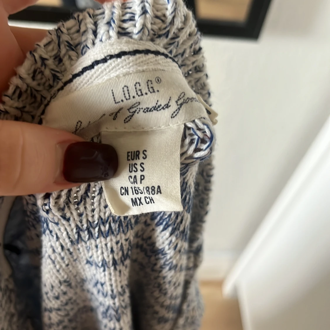 Blåvit stickad tröja från L.O.G.G. - 3