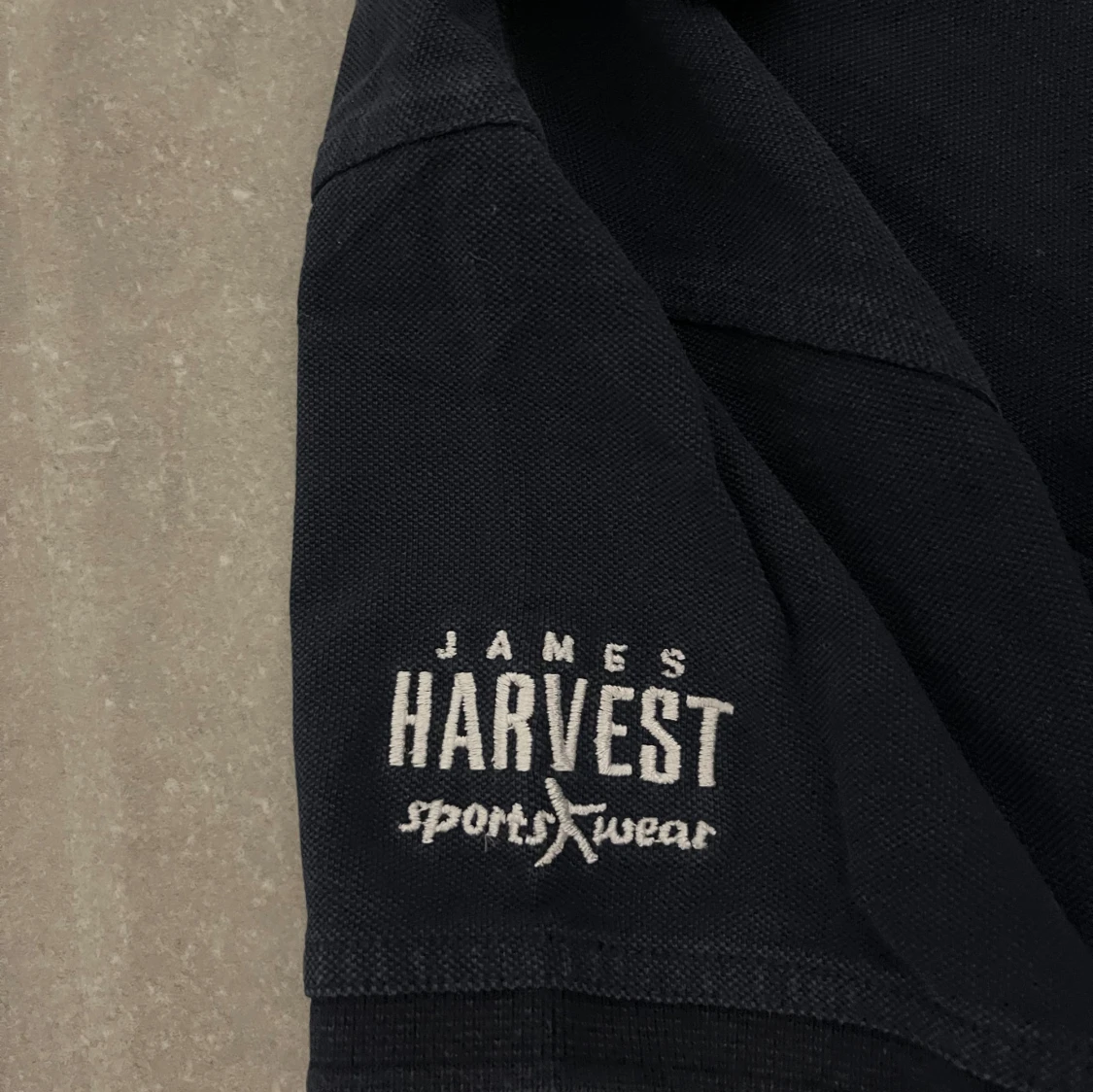 Mörkblå piké  - 4