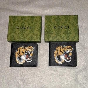 Plånbok GG - Helt nya   300 styck eller båda för 500