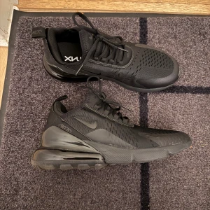 Nike 270 - Använda enbart 1-2 gånger 