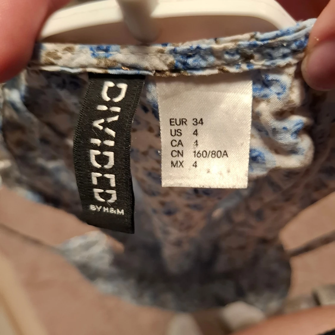 3 somriga linnetoppar i blått och vitt - 3