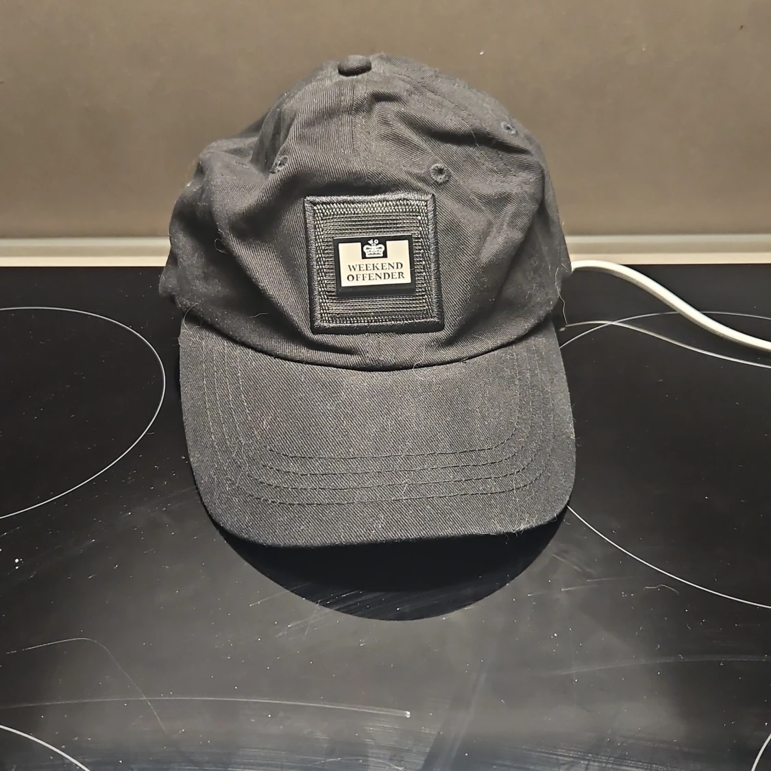 Svart keps från Weekend Offender