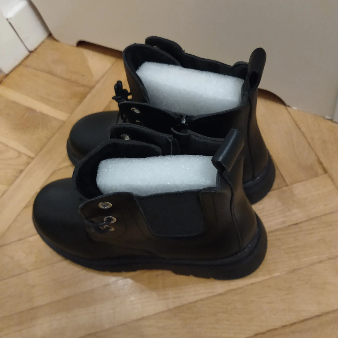 Svarta boots med snörning, storlek 37 - 1