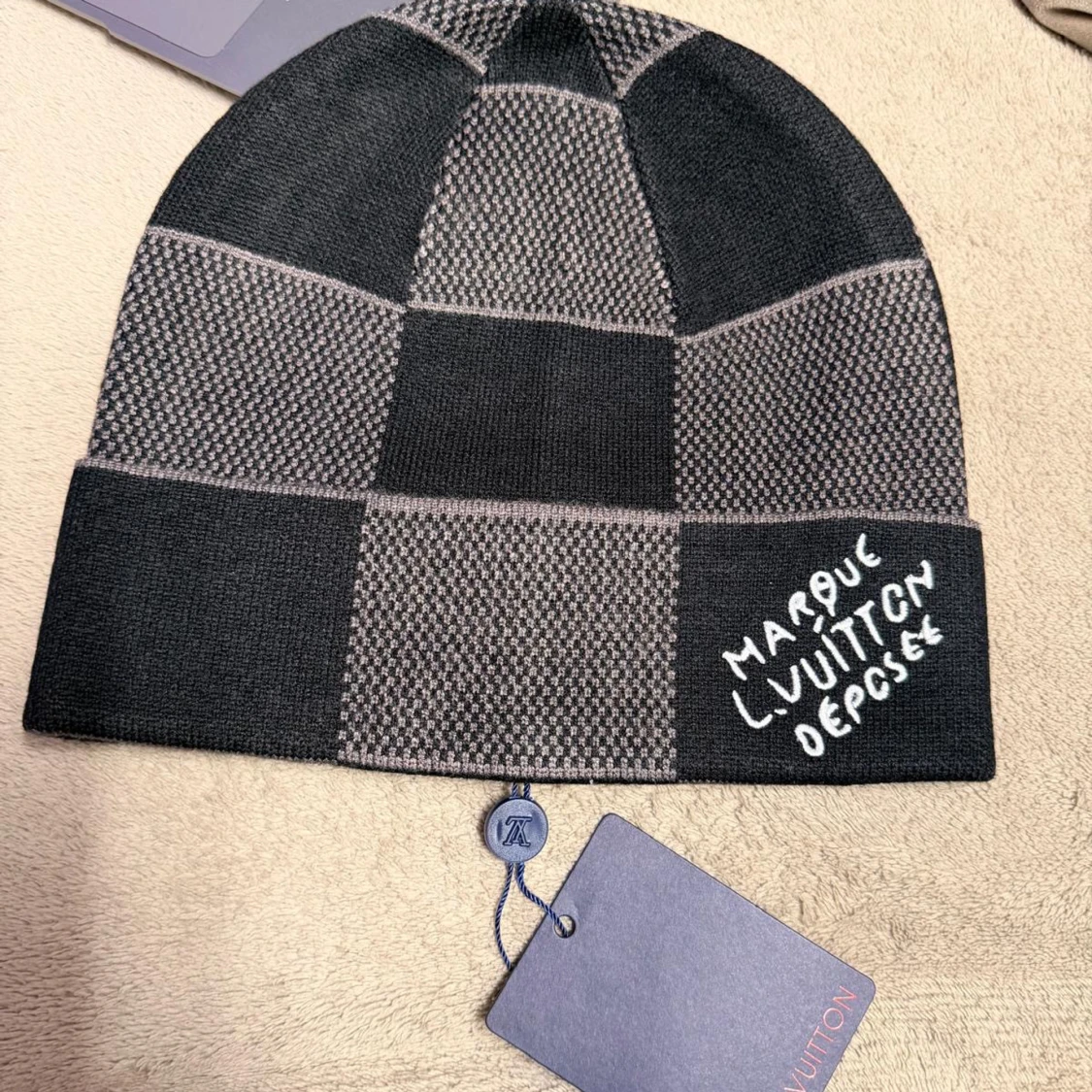 Loui buitton rutig svart/grå mössa - 2