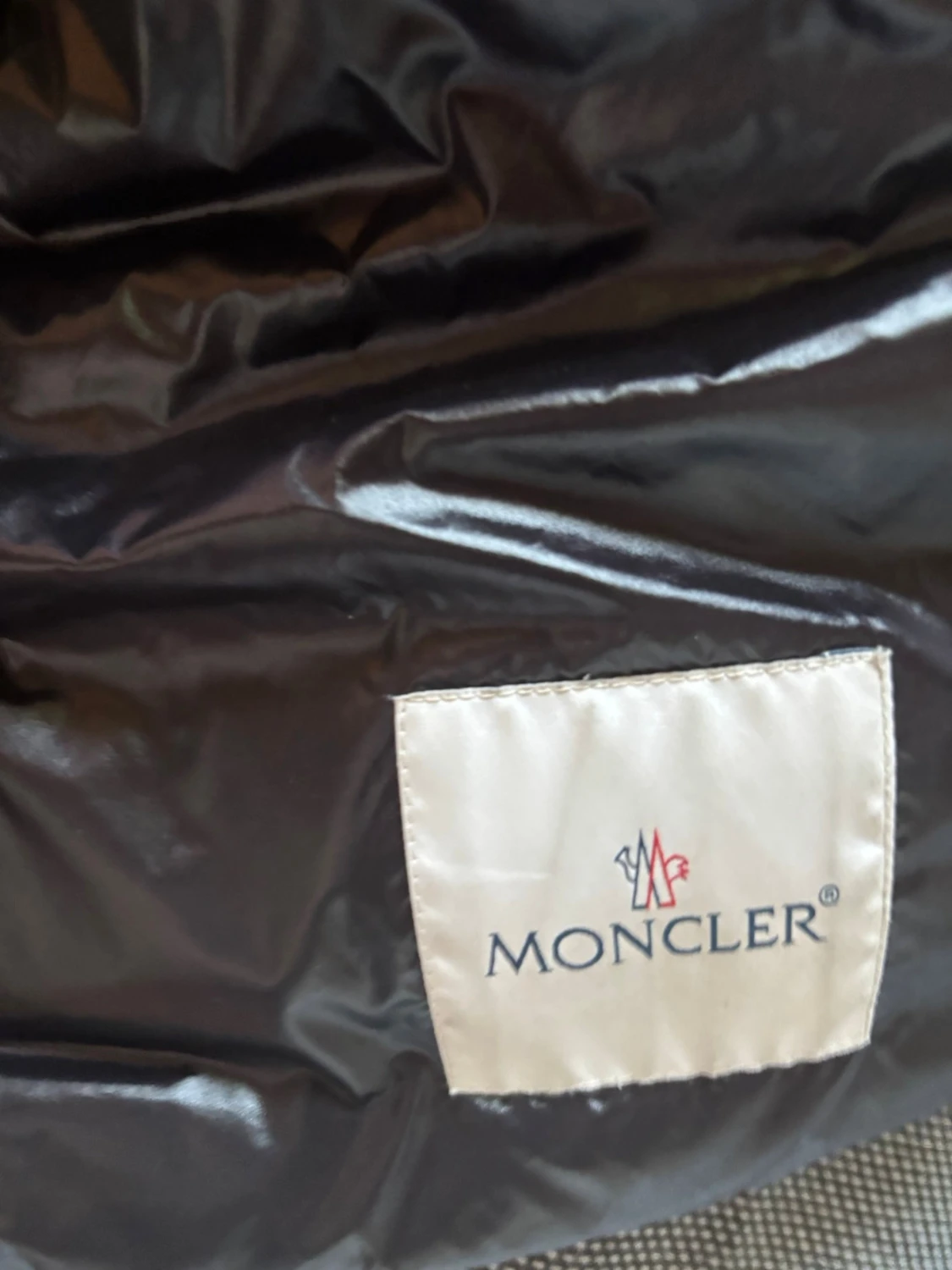 Svart dunväst från Moncler - 2