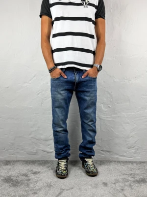 Replay jeans  - Ett par riktigt snygga jeans från Replay i storlek W31 L30 i modellen Joe/Slim