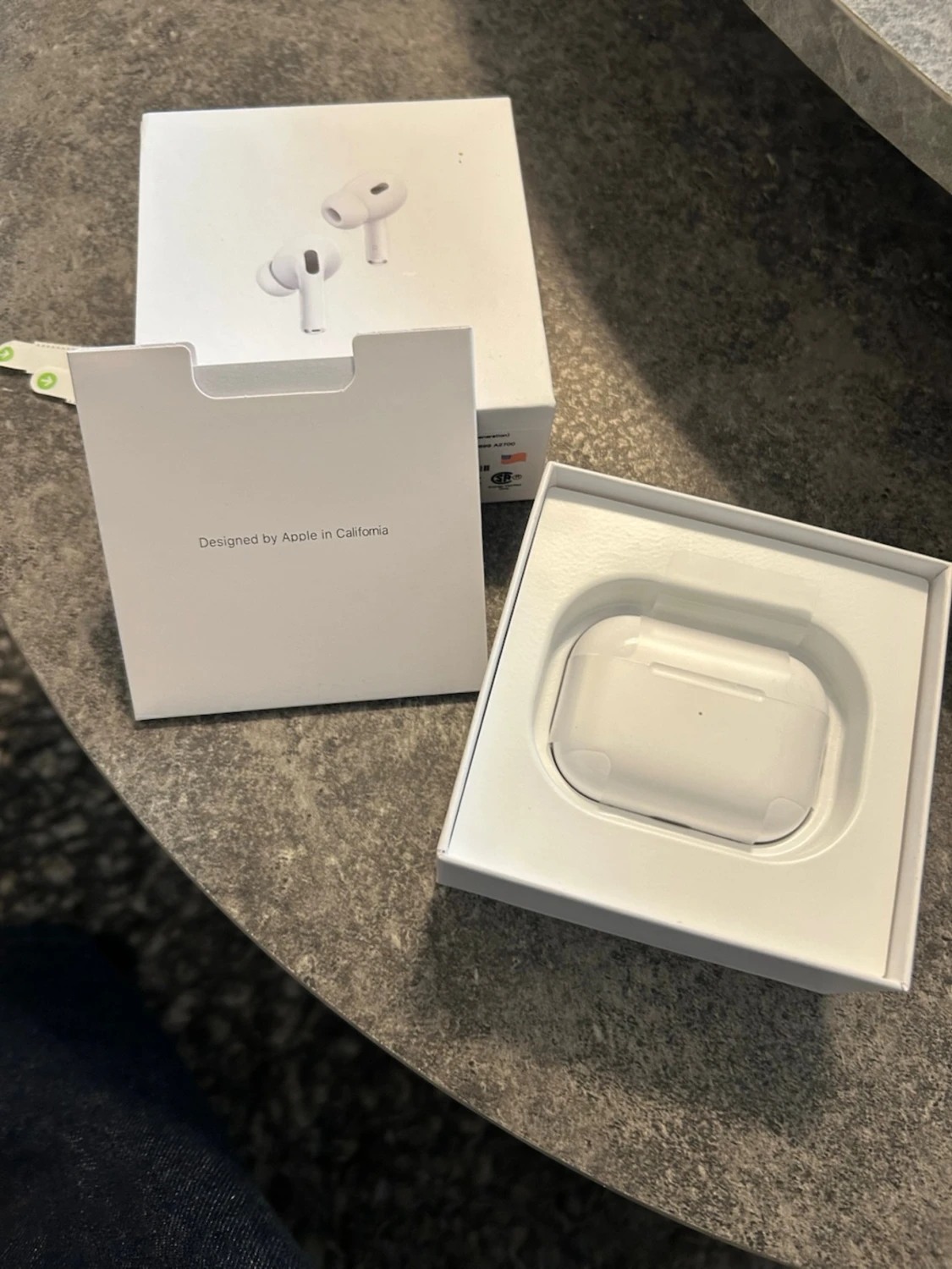 Apple AirPods Pro 2nd Gen MagSafe - 3