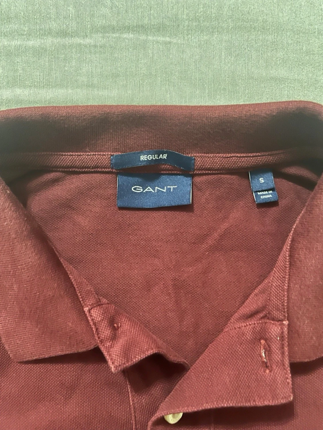 Vinröd pikétröja från Gant - 2