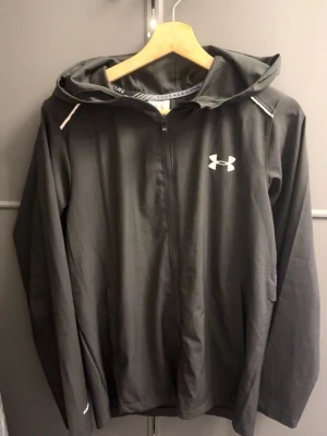 Under armour jacka - Snygg
