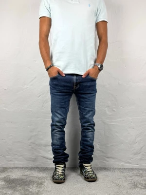 Nudie jeans  - Ett par riktigt snygga jeans från Nudie i storlek W29 L32 i modellen Tube Kelly. Pris kan diskuteras 