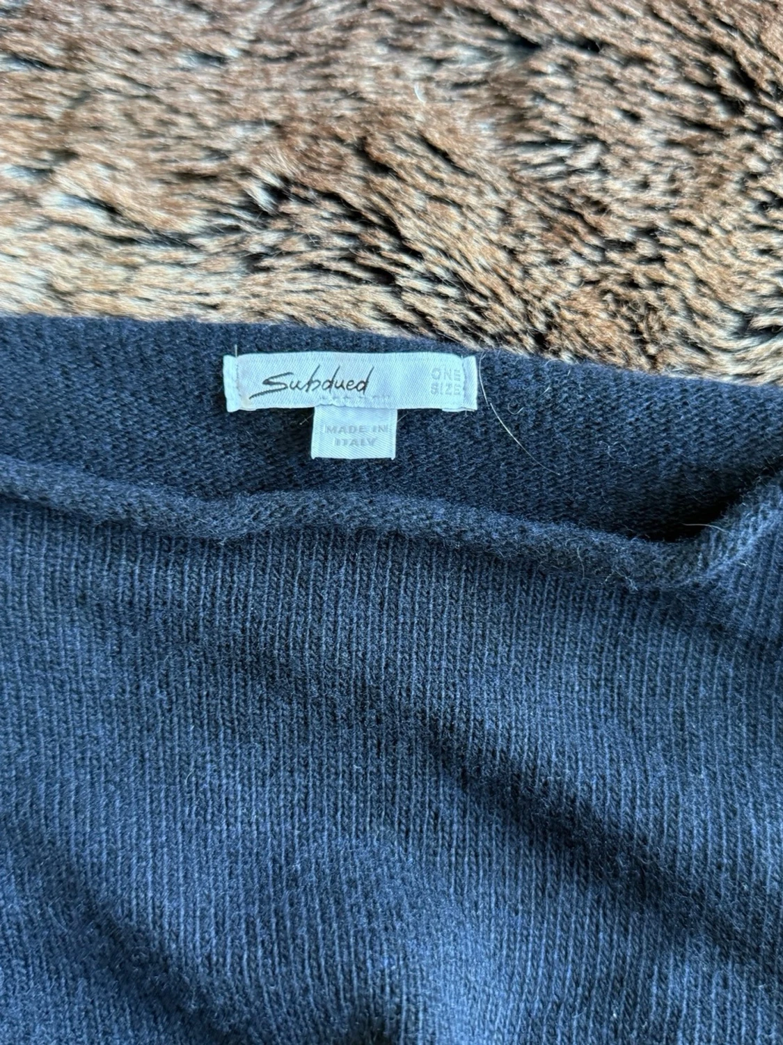 Svart off shoulder stickad tröja - 4