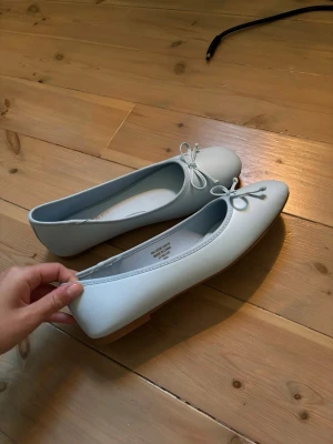 Ljusblå ballerina - Aldrig använda