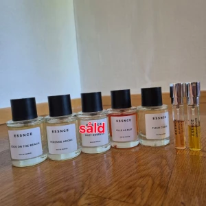 Säljer av min parfymsamling! - Buda fritt men var realistisk ☺️ Kan vara mer generös vid köp av flera 🌸 bara att ställa frågor om man undrar över nåt, svarar så fort jag kan 🫶 lägger upp ny annons vid accepterat bud. Kan komma att lägga upp fler med tiden, har svårt att skiljas från vissa. Testers i bild:  Essnce Carashmellow och Oh darling, Juliette has a gun Not a perfume, Lataffa Affection.